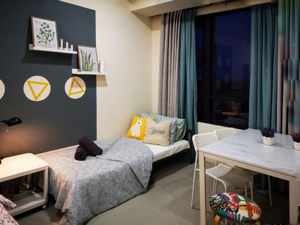 The Perfect Getaway @ Tamarind Suites, Netflix 300Mbps Сайберджая Экстерьер фото